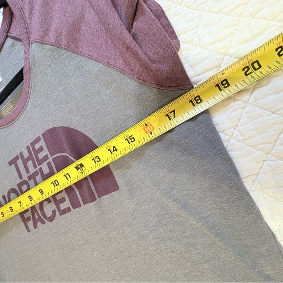 The North Face Women's Pink and Gray Short Sleeve Tee - Picture 6 of 8